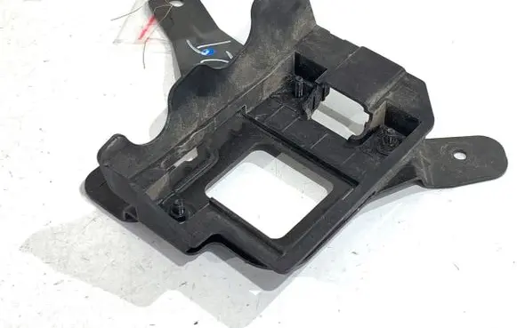 KIA Xceed Other exterior part L0022020