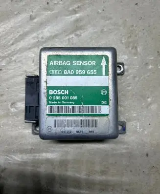 Audi A4 S4 B6 8E 8H Airbag control unit/module 8A0959655 285001085