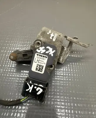 Volvo XC90 Rear air suspension level height sensor 32246987 18239 A426S