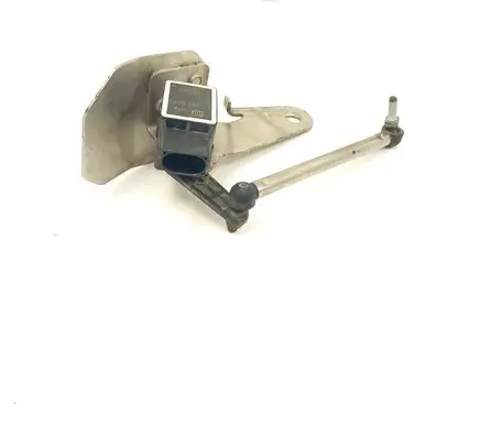 Headlight/headlamp level sensor