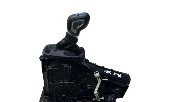 Volvo XC90 Gear shifter/selector 31437466 S136B T20150707081847