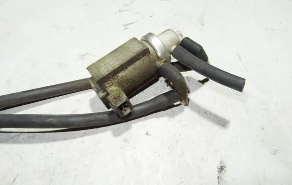 Audi A6 S6 C5 4B Turbo solenoid valve 059906627A
