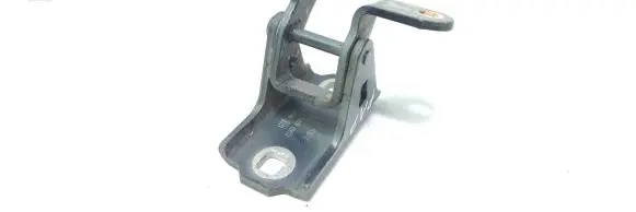 Opel Insignia A Front door lower hinge A046574