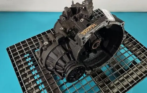 Volkswagen Golf V Manual 5 speed gearbox GQQ IMPRK1584549