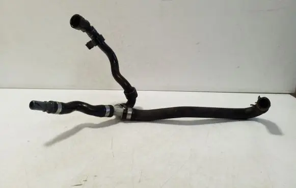 Volvo XC90 Engine coolant pipe/hose 31368126