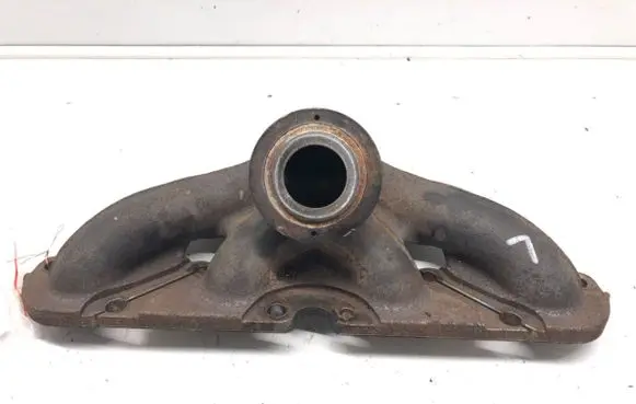 BMW 7 F01 F02 F03 F04 Exhaust manifold 7576987