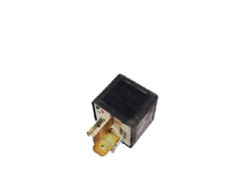 Volkswagen PASSAT B5 Other relay 443951253J