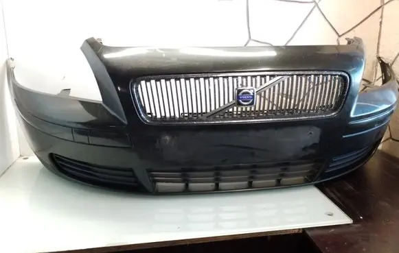Volvo V50 Front bumper 30657005
