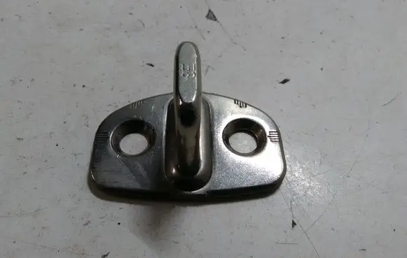 Audi A6 S6 C6 4F Rear door lock loop/hook striker 8E0837033