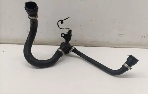 BMW X1 U11 Engine coolant pipe/hose 7827956