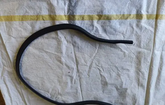 Volkswagen PASSAT B8 Engine compartment rubber 3G0823723