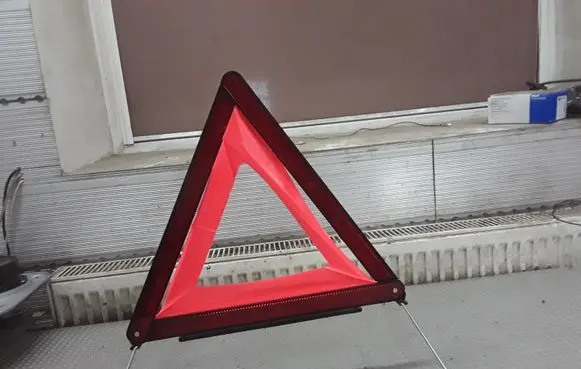 Emergency warning sign