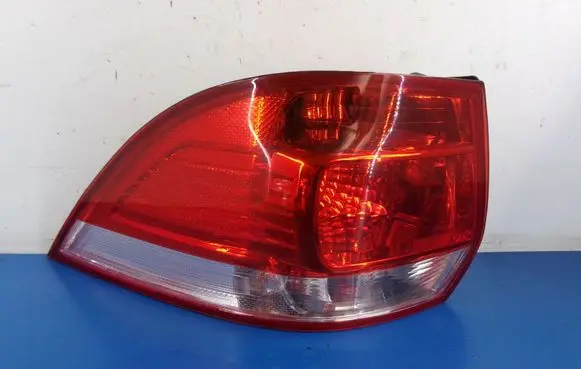 Volkswagen Golf V Rear/tail lights