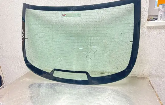 Saab 9-5 Rear windscreen/windshield window DOT618M391AS2 E000233 43R001167