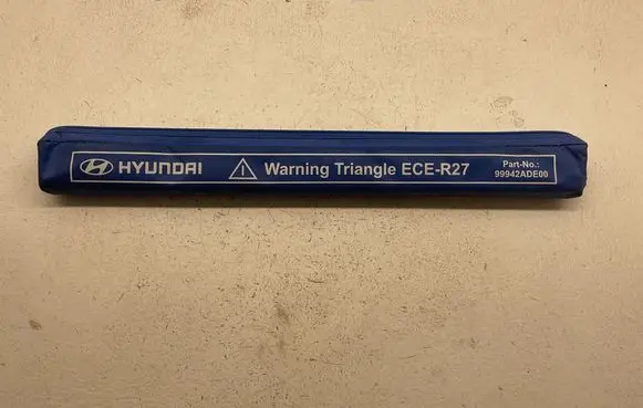 Hyundai i10 Emergency warning sign 99942ADE00