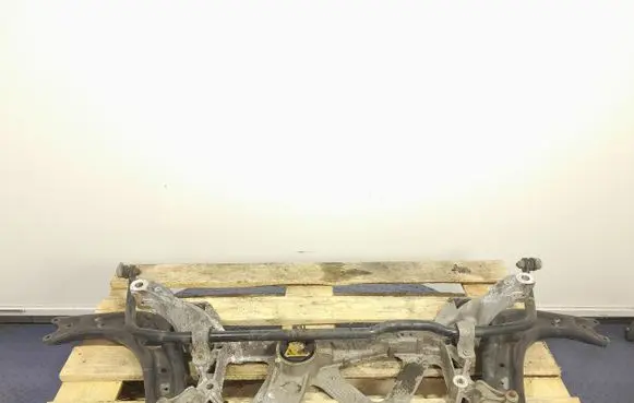 Volkswagen PASSAT CC Front subframe