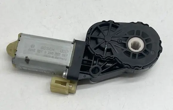 Mercedes-Benz A W177 Seat adjustment motor 0390207087