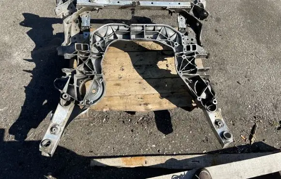 BMW 5 GT F07 Front subframe 679301705