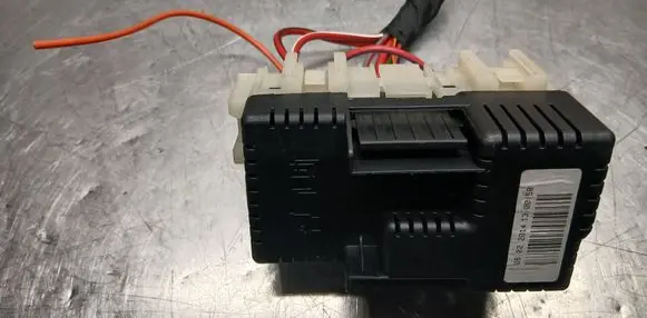 Volvo S40 Fuse module 6G9T14K131AB