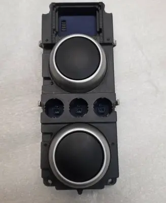 McLaren MP4 12c Central console control unit 11M2366CP01 1761423917 ES00029XB0006