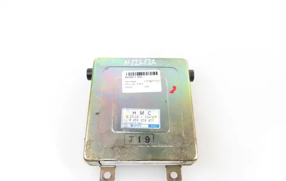 Hyundai Lantra I Engine control unit/module 3911033470