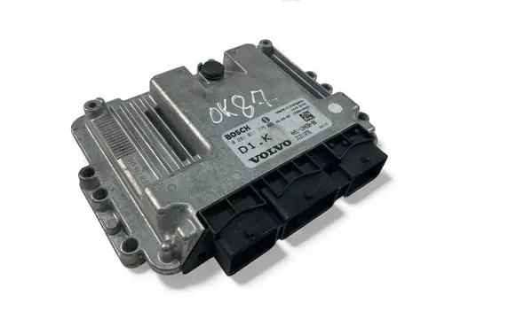 Volvo V50 Engine control unit/module ECU 31211076 0281011775