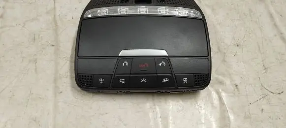 Mercedes-Benz C W205 Front seat light A0009008407