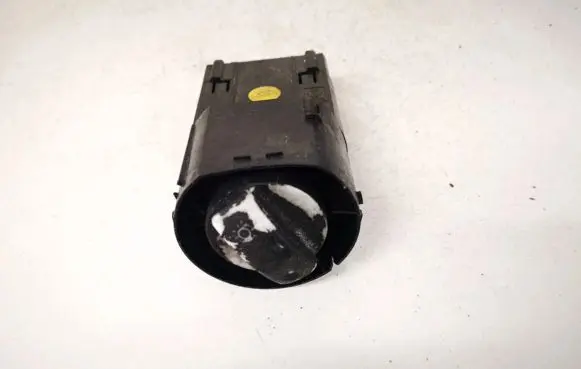Light switch