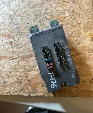 Mercedes-Benz Vito Viano W638 Fuse box set 0005400650