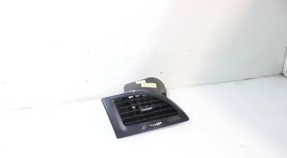 Renault Megane III Dashboard side air vent grill/cover trim