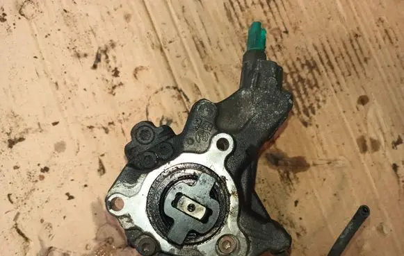 Citroen C5 Fuel injection high pressure pump 9656391680