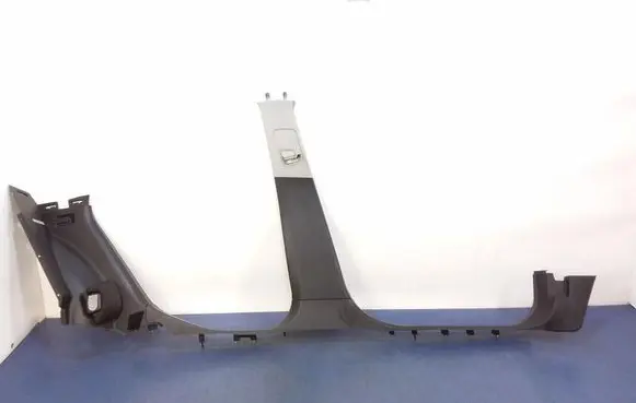 Opel Astra J Other sill/pillar trim element 