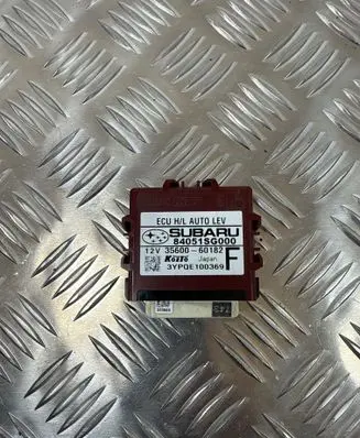 Subaru Forester SJ Light module LCM 84051SG000 3560060182 3YPQE100369