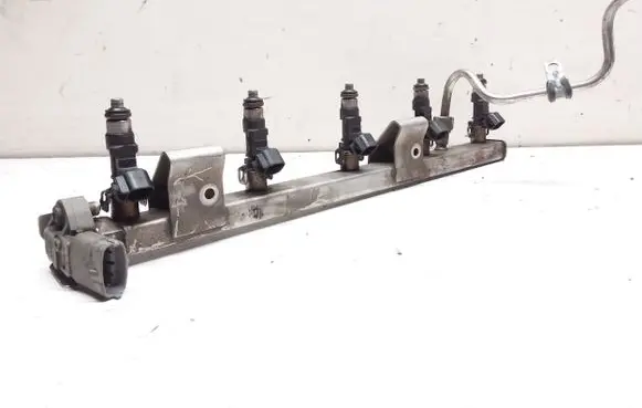 Volvo V70 Fuel injectors set 31216533 30757534