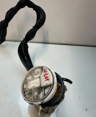 Mercedes-Benz E W211 In-tank fuel pump 2114701694