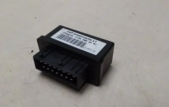 Lancia Delta III Coolant fan relay 01345962080 B047