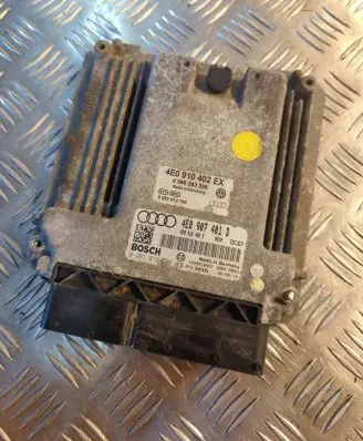 Audi A8 S8 D3 4E Engine control unit/module 4E0907401D 4E0910402E 0281012705