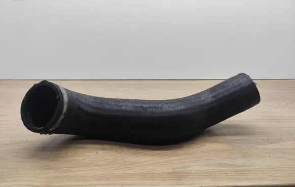 Volvo XC90 Intercooler hose/pipe 31261366