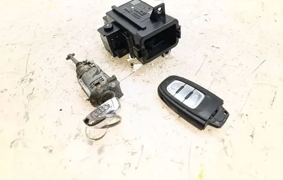 Audi Q5 SQ5 8R Front door lock (next to the handle) 8R1837167B 8K0909131C 8T0959754D