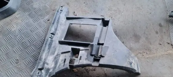 Volvo XC70 Rear bumper mounting bracket 8648149