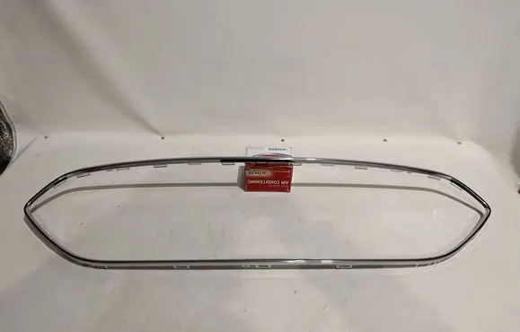 Ford B-MAX Front bumper upper radiator grill AV1117F816