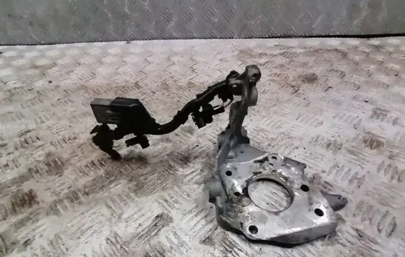 Opel Crossland X Fuel pump bracket 9817304180