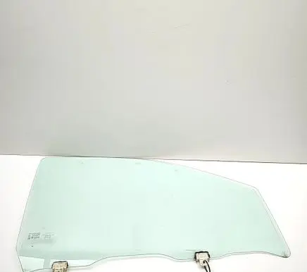Isuzu D-Max Front door window glass four-door 8980738432