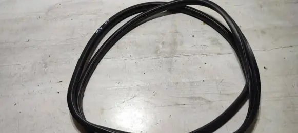 Mazda 3 III Front door rubber seal M3PP