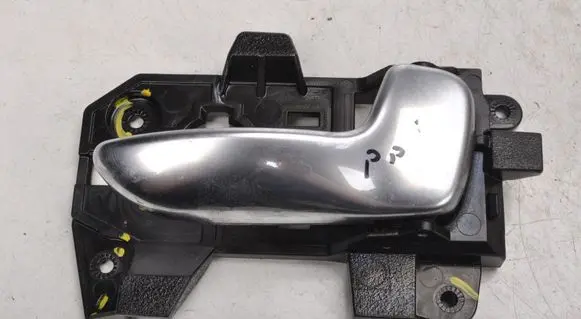 KIA Carens III Front door interior handle PRAWY