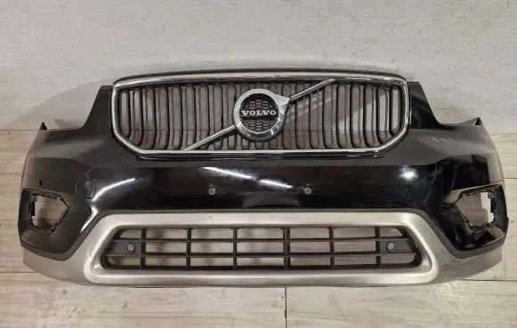 Volvo XC40 Front bumper 31449359