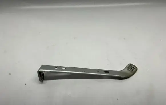 Ford Mustang VI Fender mounting bracket FR3B16C198BC