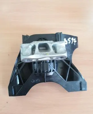 Citroen DS7 Crossback Engine mount vacuum valve 