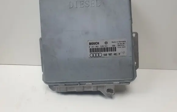 Audi A6 S6 C4 4A Engine control unit/module 4A0907401P