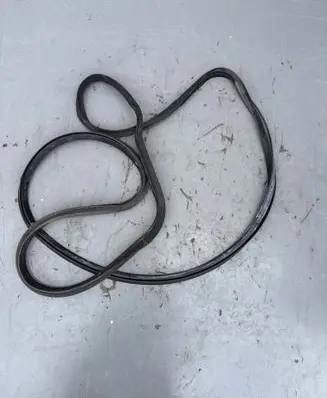 BMW 7 E32 Rubber seal front door (on door)